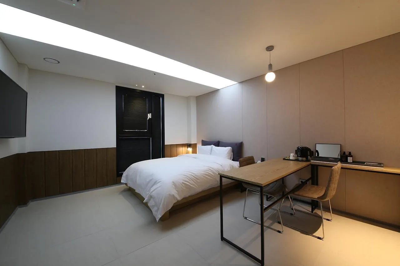 Hotel Yeoubi Songjeong Busan