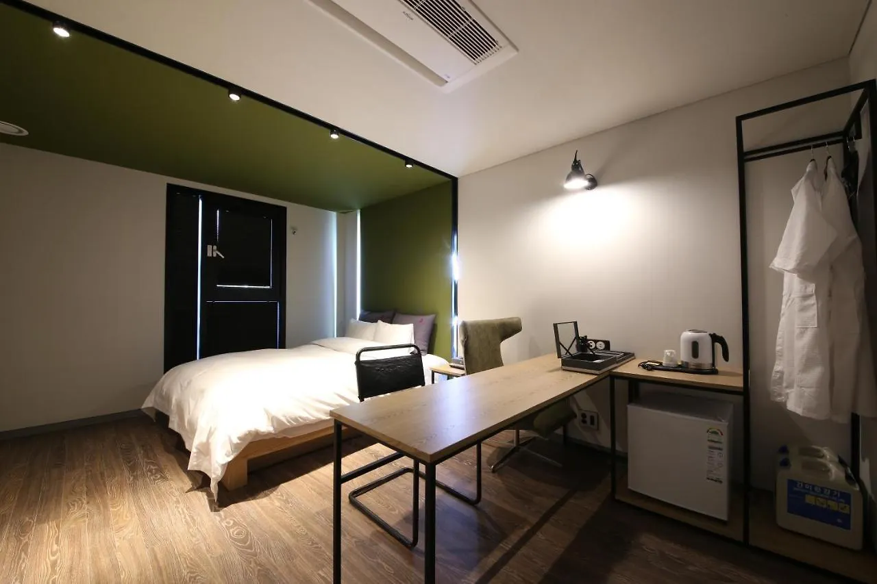Hotel Yeoubi Songjeong Busan 2*,