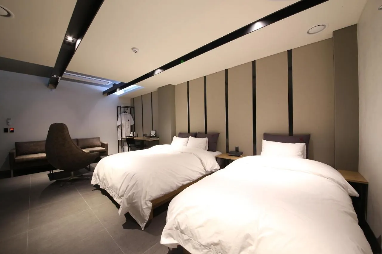 Hotel Yeoubi Songjeong Busan 2*,